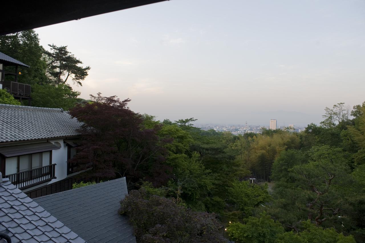 Hotel Takasaki Kannonyama Onsen Kinzanso Exterior foto