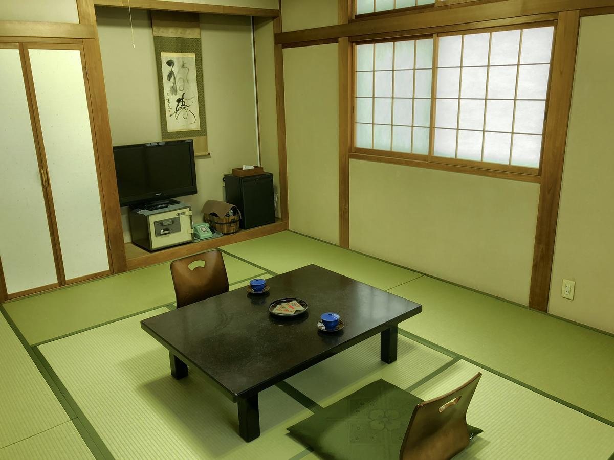 Hotel Takasaki Kannonyama Onsen Kinzanso Exterior foto